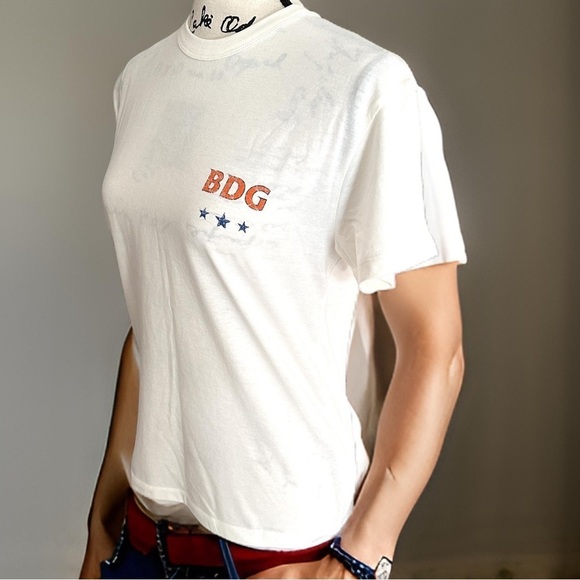 🔴 5 for $10 ONE BDG Urban Outfitters High Quality Motor Oil T-Shirt Size S - Picture 2 of 6